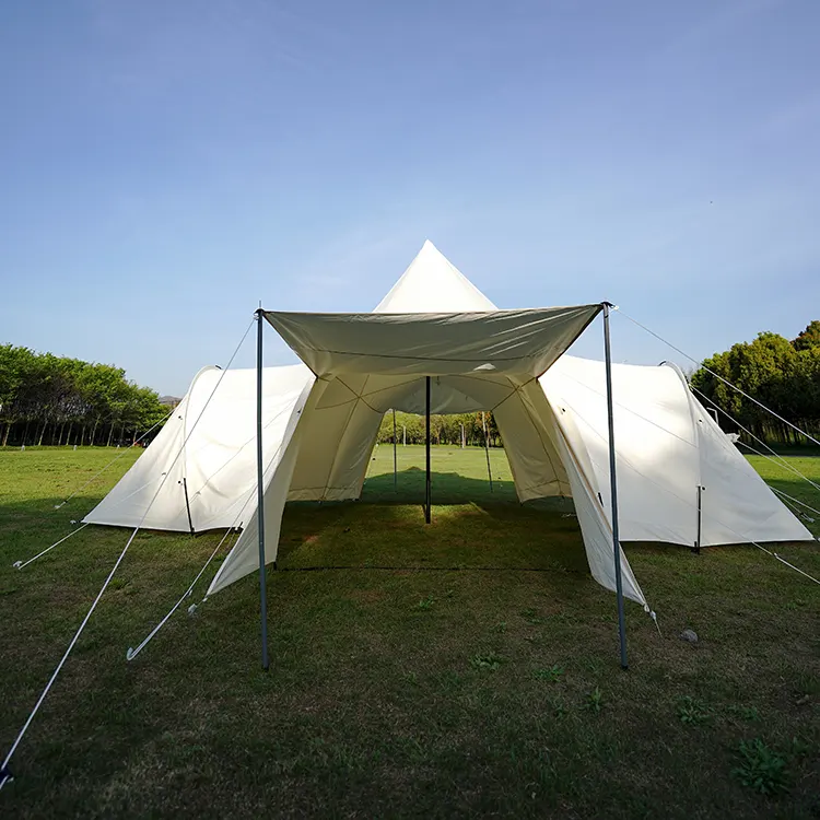 Campingzelt mit großer Kapazität im Freien